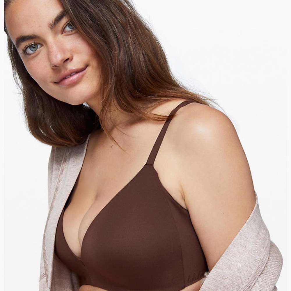 NWT Lululemon Take Shape Bra in Cherry Cola